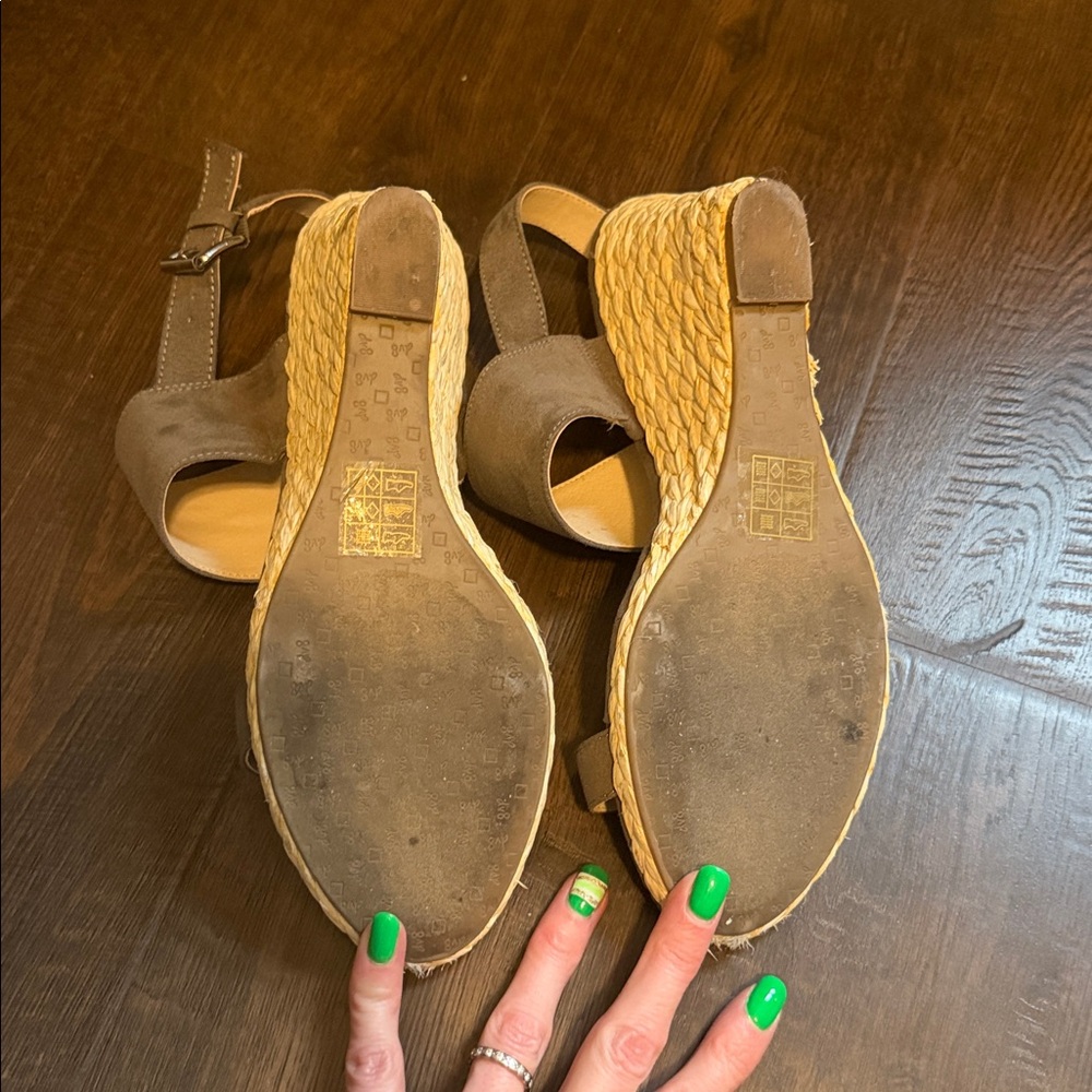 Dolce Vita Taupe Suede Espadrille Wedge Sandals - Picture 4 of 5